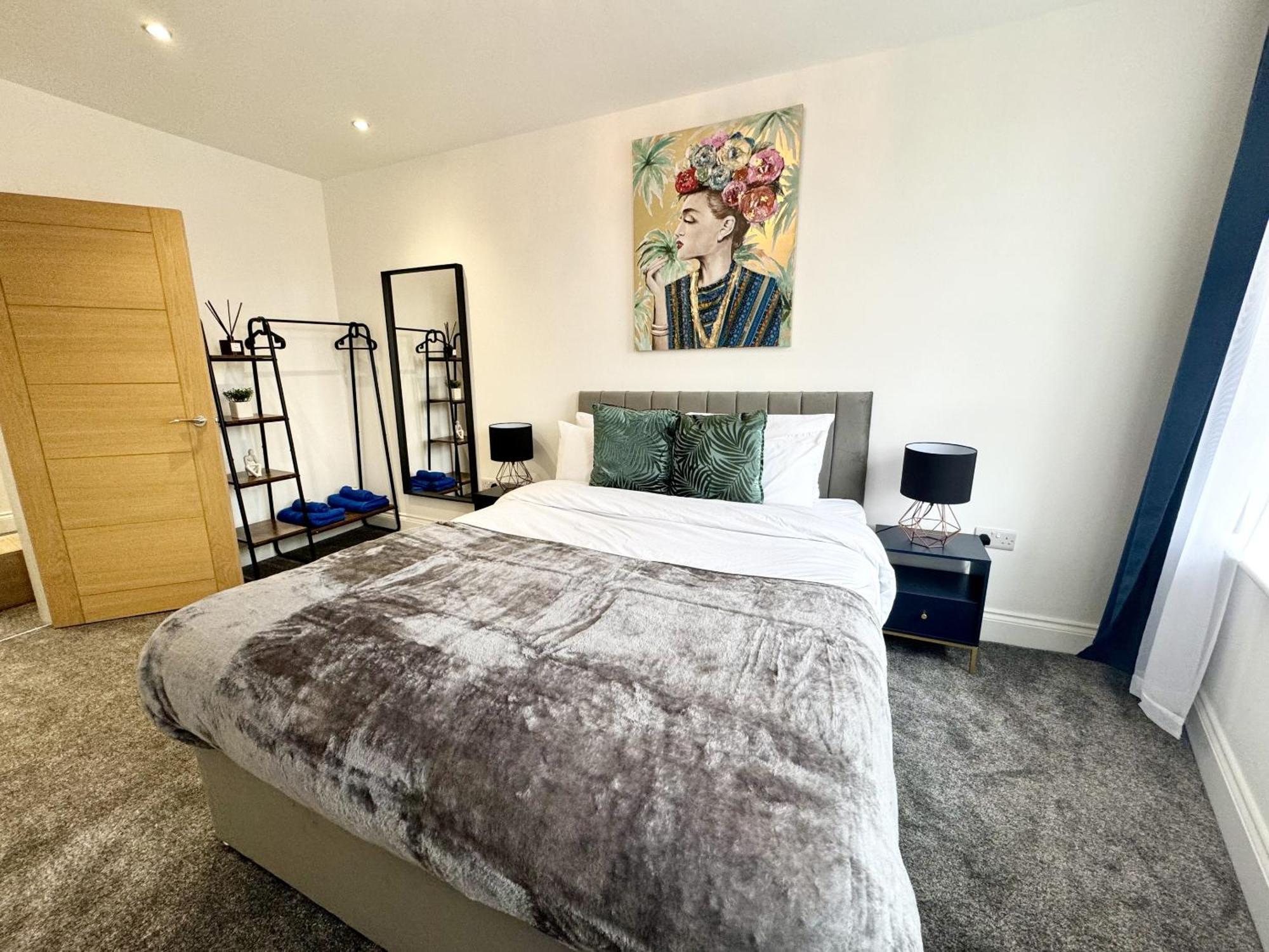 The Crown View - Luxury Apartment - Free Parking Nearby 哈罗盖特 外观 照片
